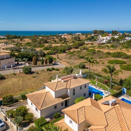 Luxury Villa In Albufeira With Heated Private Pool Bagian luar foto