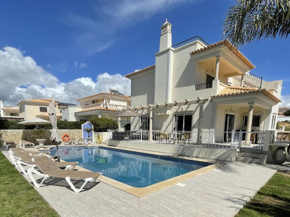 Luxury Villa In Albufeira With Heated Private Pool Bagian luar foto