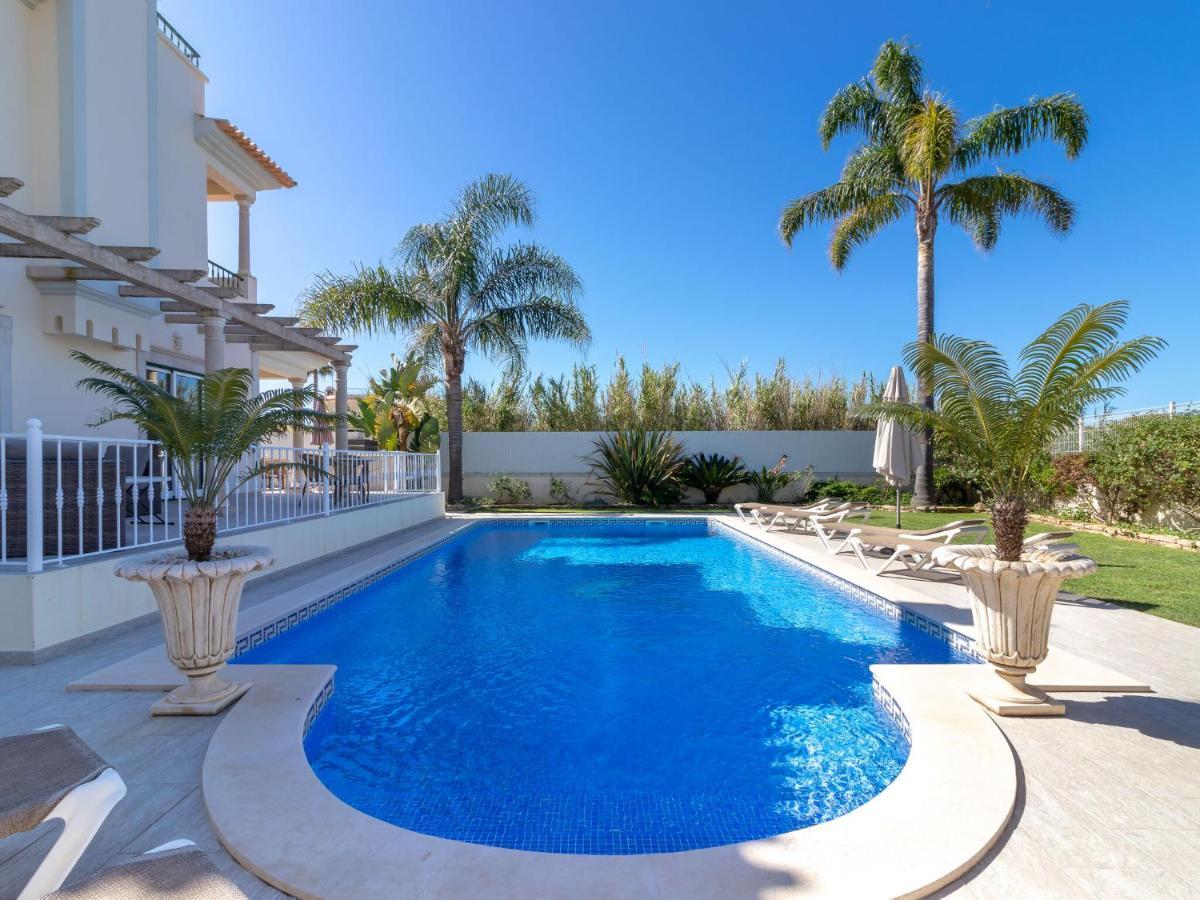 Luxury Villa In Albufeira With Heated Private Pool Bagian luar foto