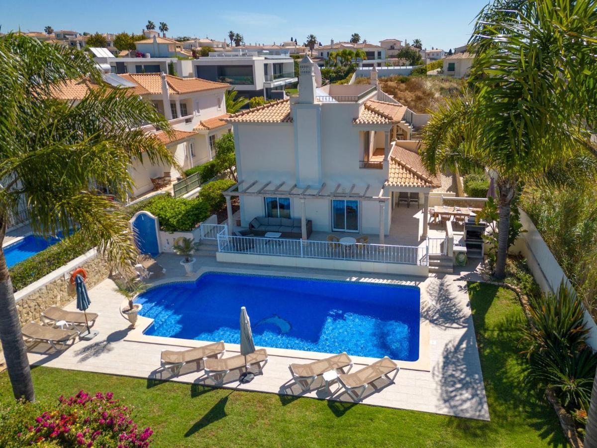 Luxury Villa In Albufeira With Heated Private Pool Bagian luar foto