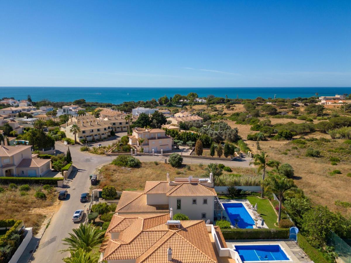 Luxury Villa In Albufeira With Heated Private Pool Bagian luar foto