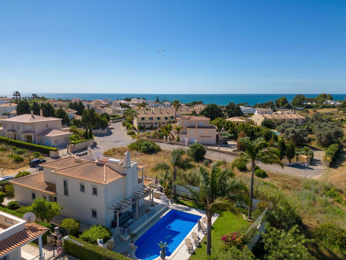 Luxury Villa In Albufeira With Heated Private Pool Bagian luar foto